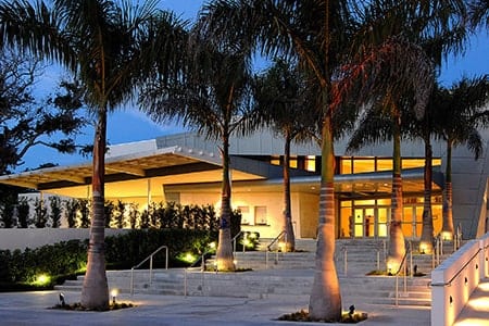 Vero Beach Riverside Theatre Vero Beach Riverside Theatre entrance